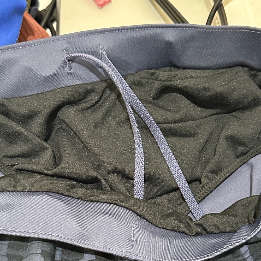 Under Armour Women's Tie Dye Navy Athletic Shorts - Picture 5 of 6